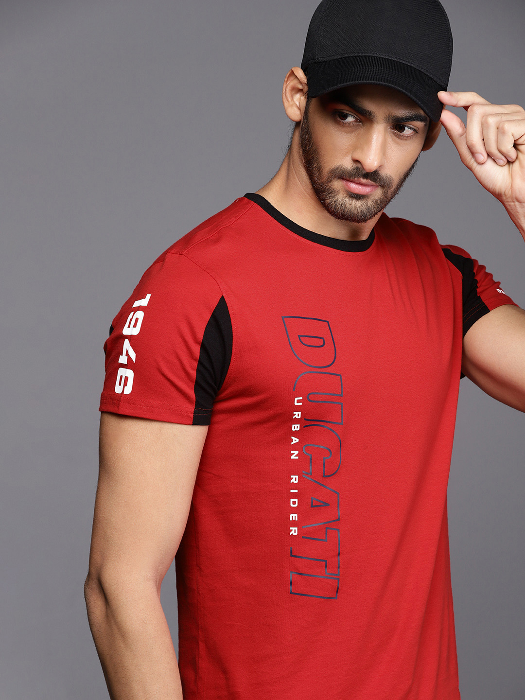 

Ducati Men Red & Black Brand Logo Printed T-shirt