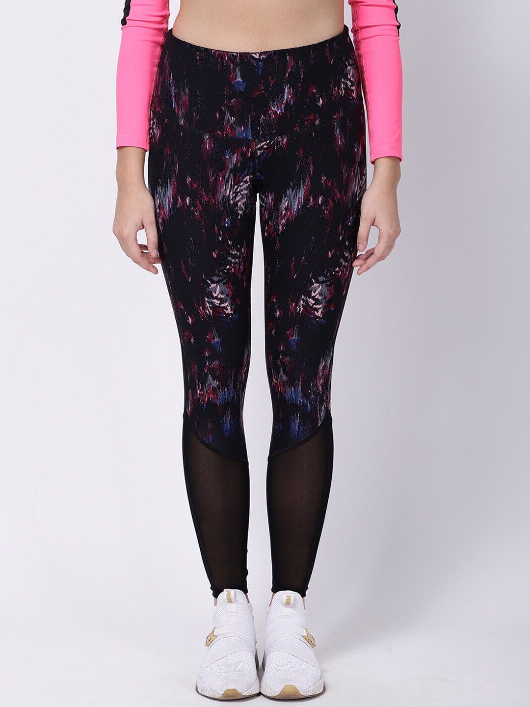 

STUDIOACTIV Women Black & Pink Printed Tights