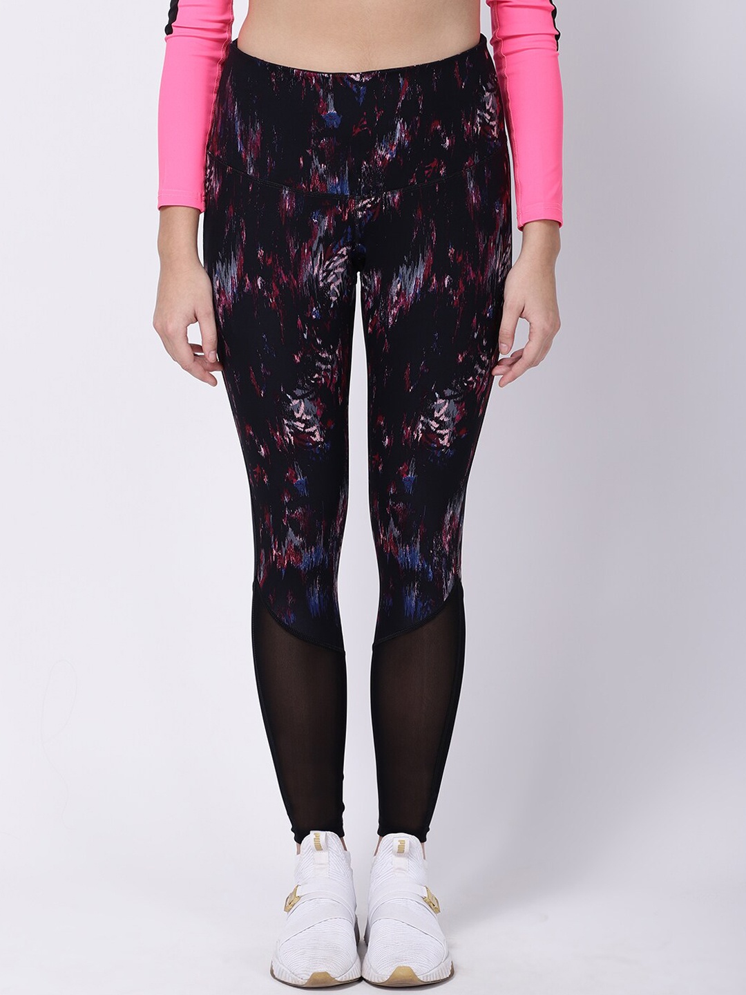

STUDIOACTIV Women Black & Pink Printed Tights