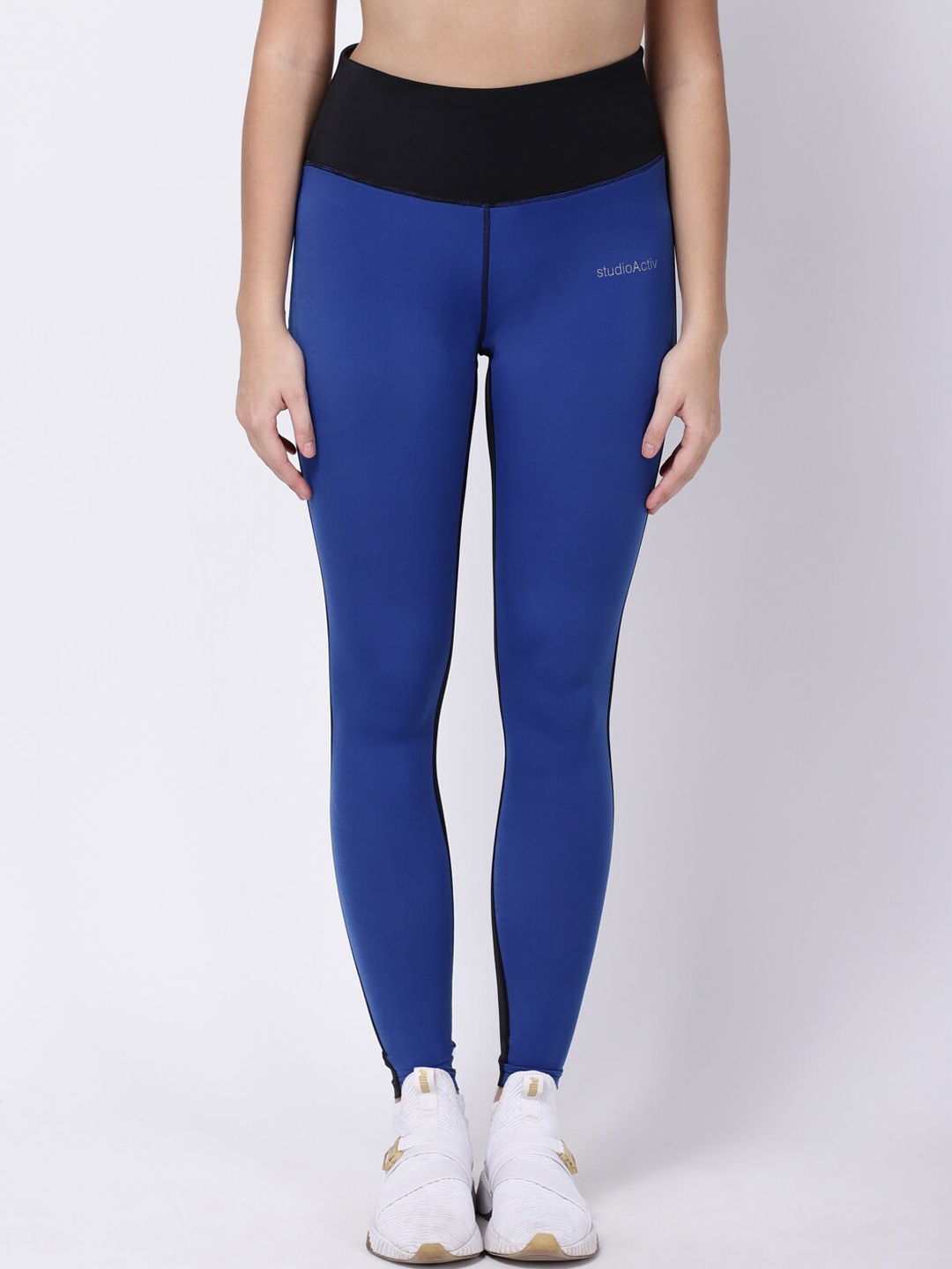 

STUDIOACTIV Women Blue & Black Colorblocked Tights