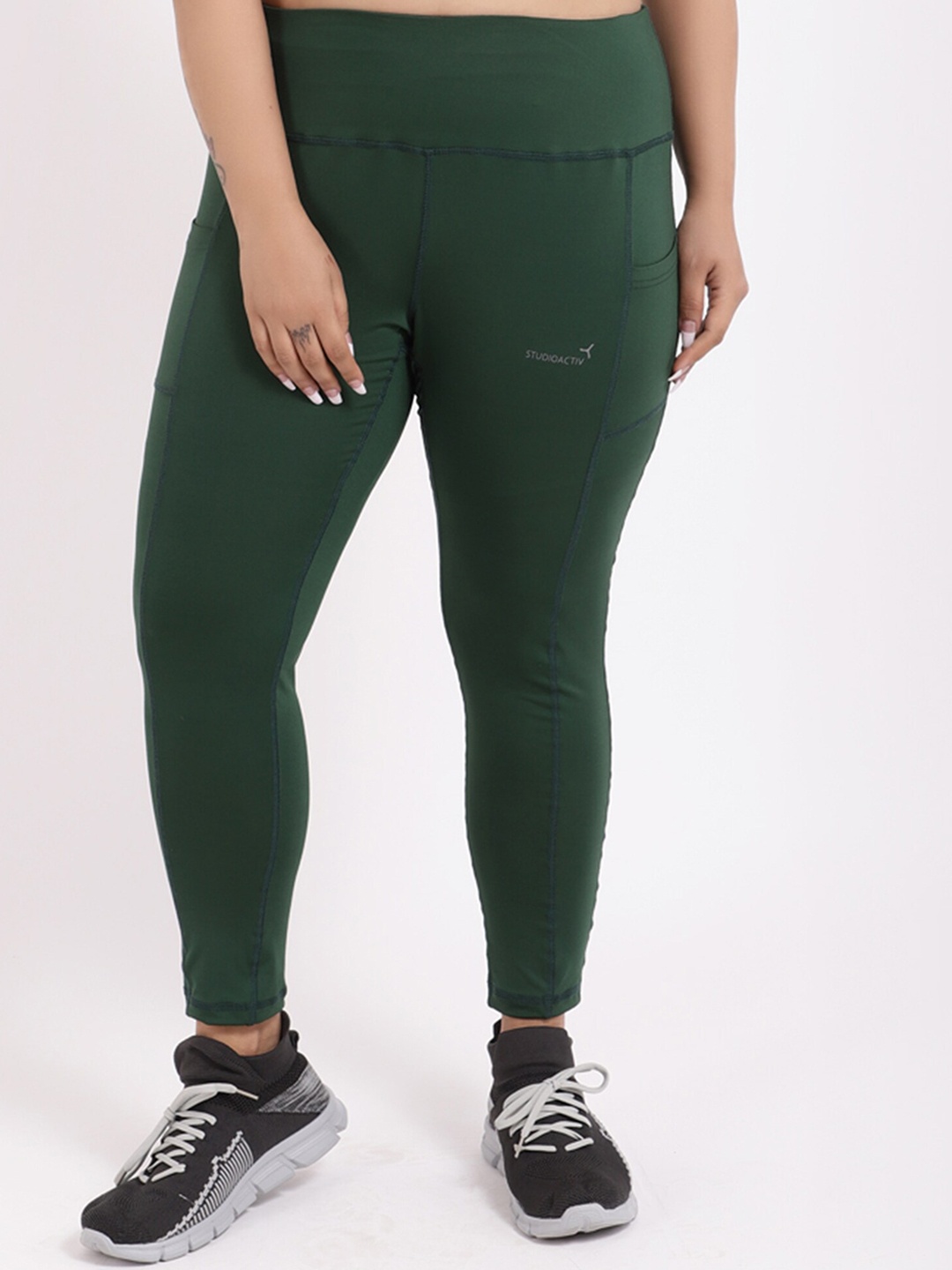 

STUDIOACTIV Plus Size Women Green Solid Tights