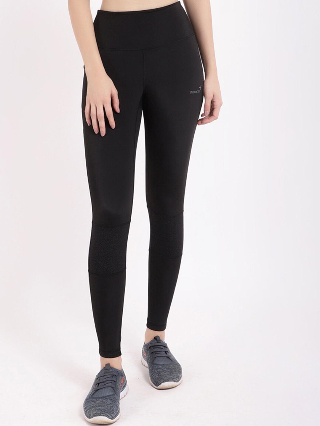 

STUDIOACTIV Women Black Solid Training Tights