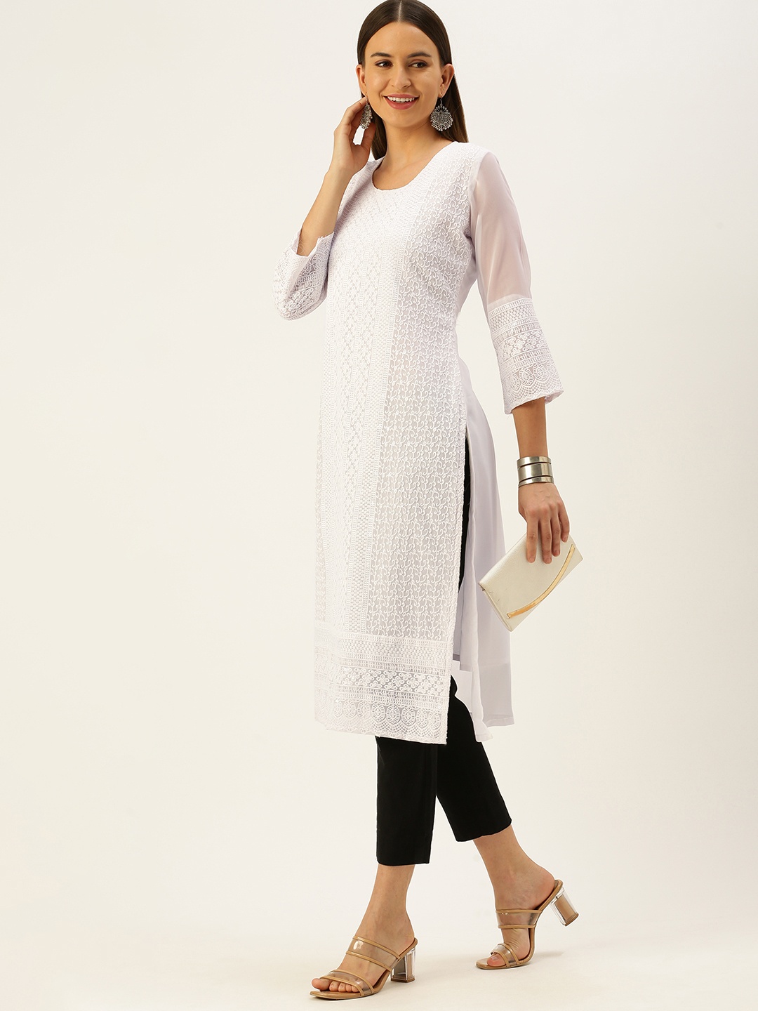 

SWAGG INDIA Women White Ethnic Motifs Embroidered Chikankari Sequinned Straight Kurta