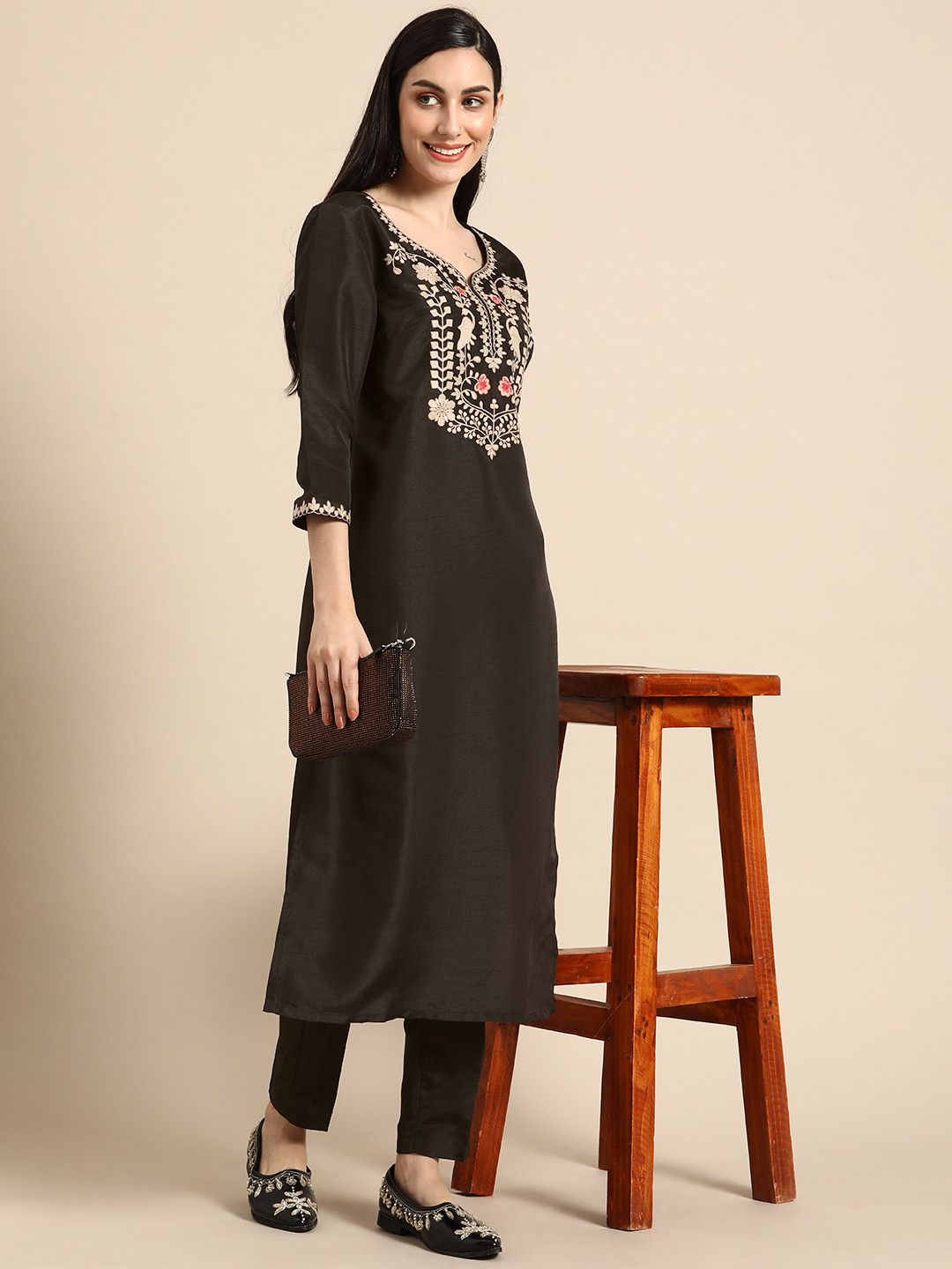 

Anouk Women Black & Brown Floral Embroidered Thread Work Kurta with Trousers