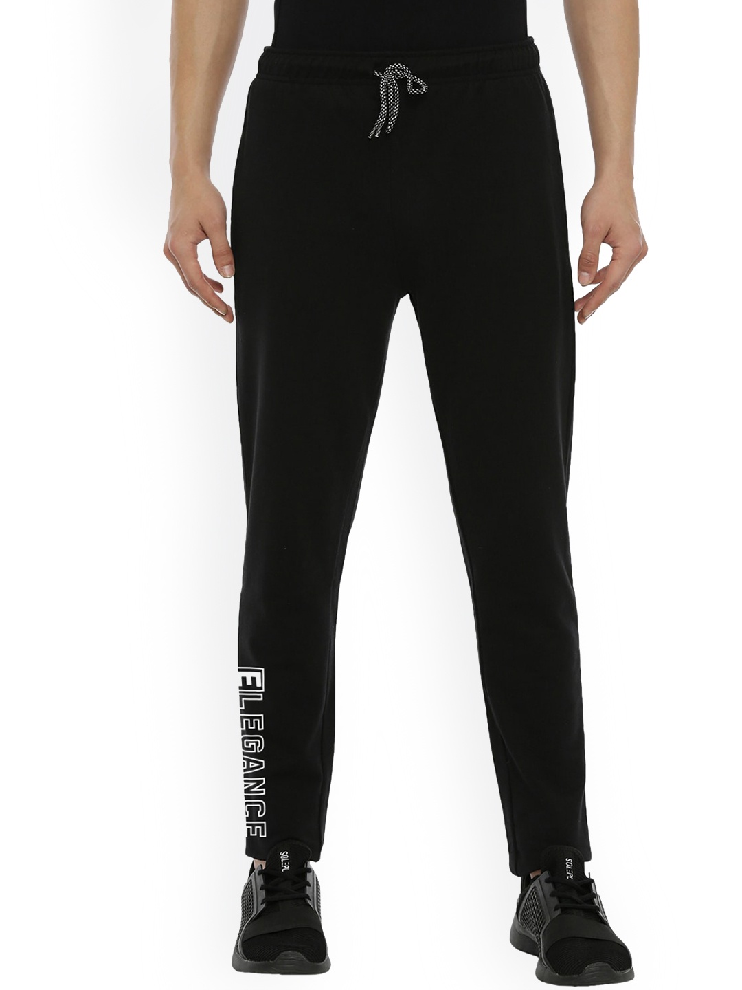 

MASH UNLIMITED Men Black Printed Cotton Slim-Fit Track Pants