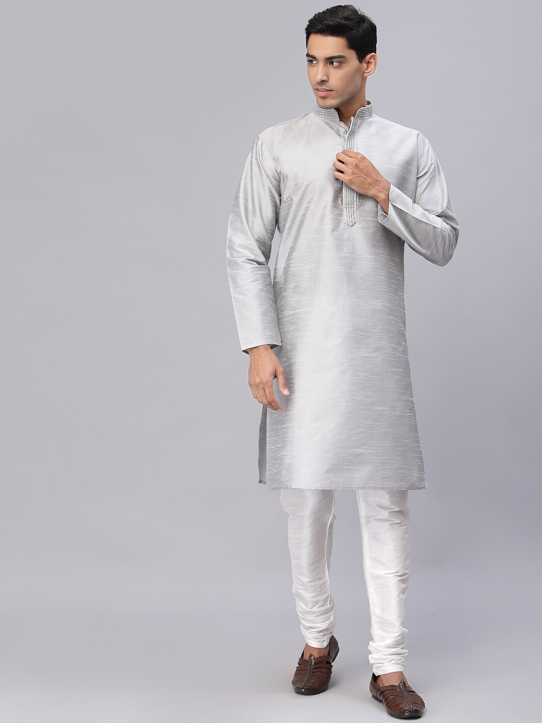 

NEUDIS Men Grey Solid Dupion Silk Thread Work Straight Kurta & Churidaar Set