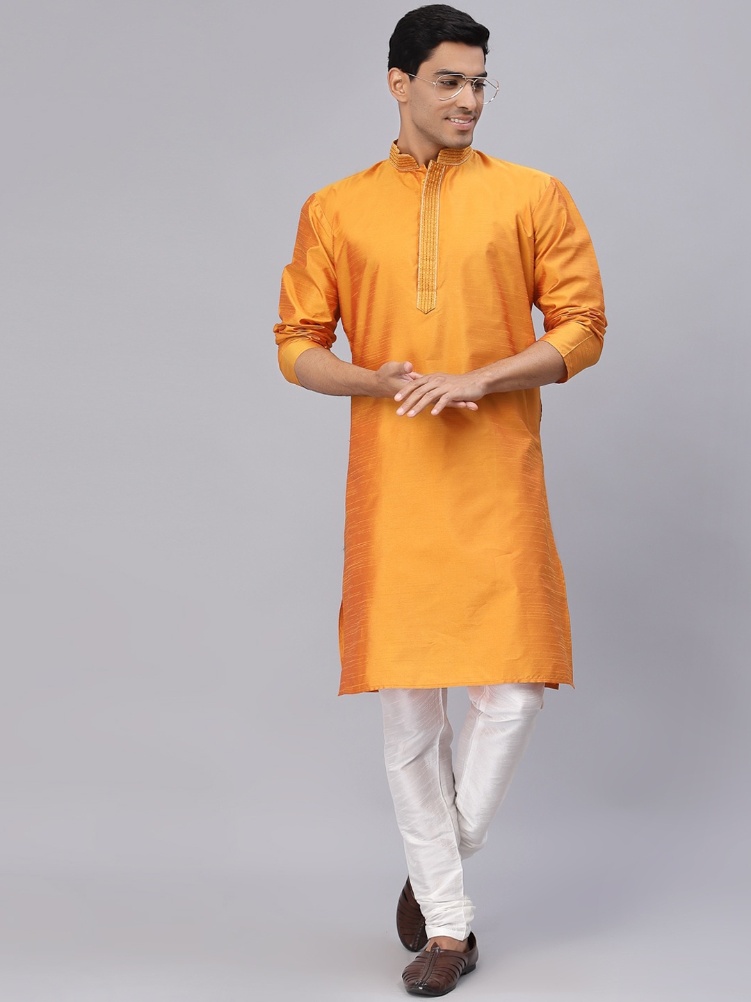 

NEUDIS Men Mustard Yellow Solid Dupion Silk Thread Work Straight Kurta & Churidaar Set