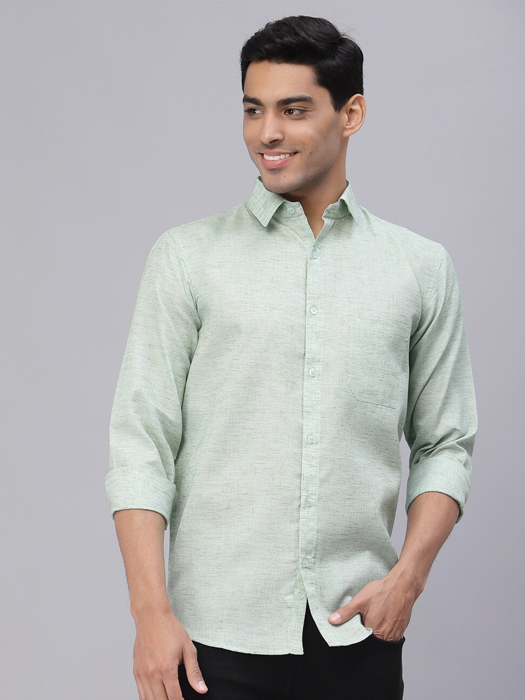

NEUDIS Men Green Classic Semi Formal Shirt