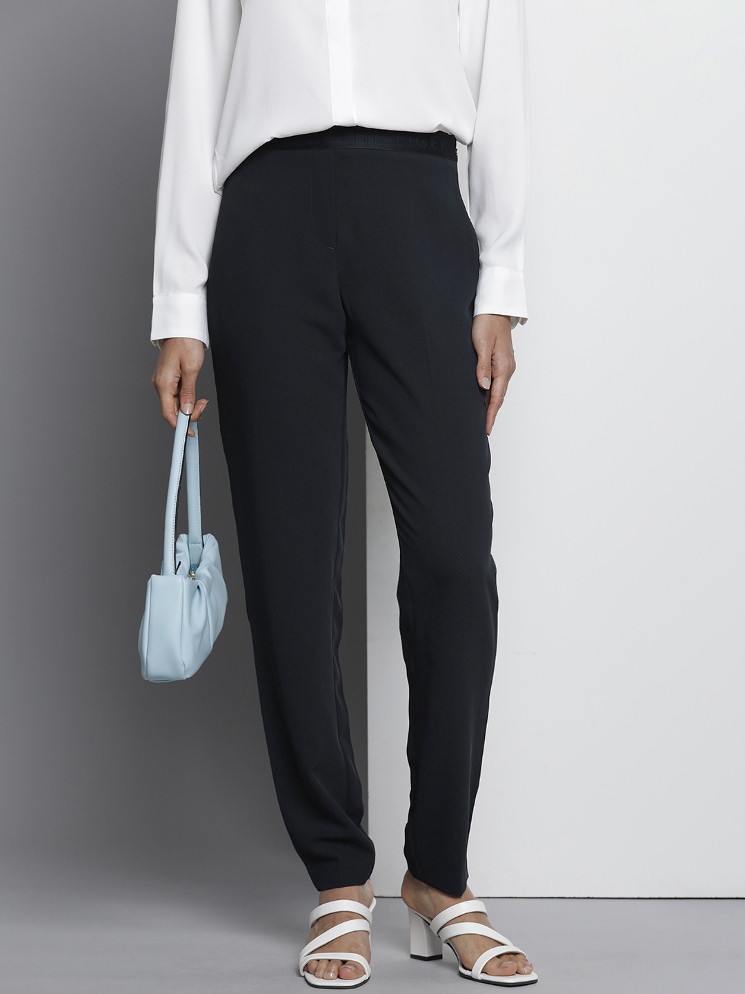 

Tommy Hilfiger Women Tapered Fit Regular Trousers, Navy blue