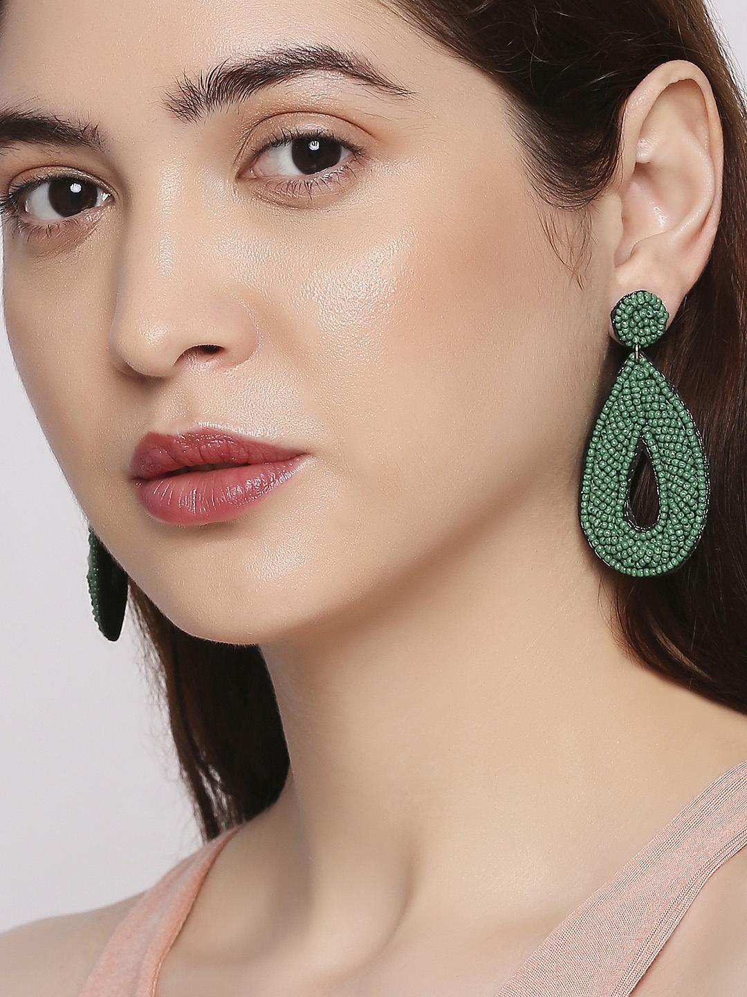 

20Dresses Women Green Beaded Contemporary Drop Earrings