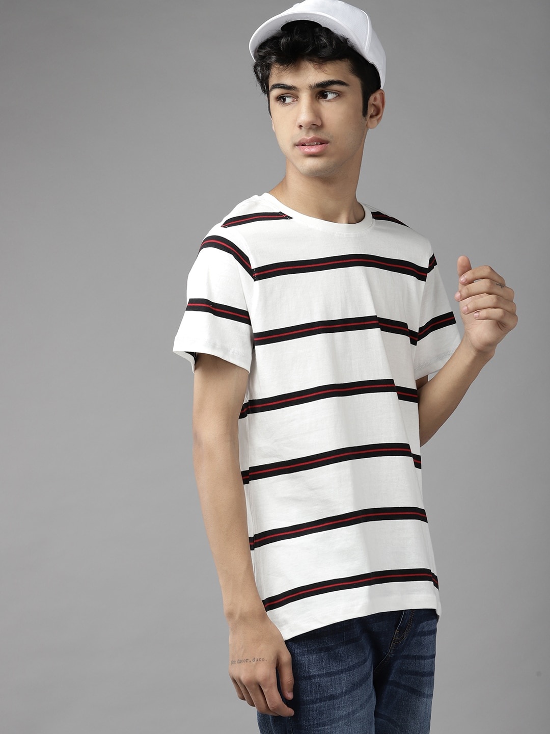 

UTH by Roadster Boys White & Black Striped Pure Cotton T-shirt