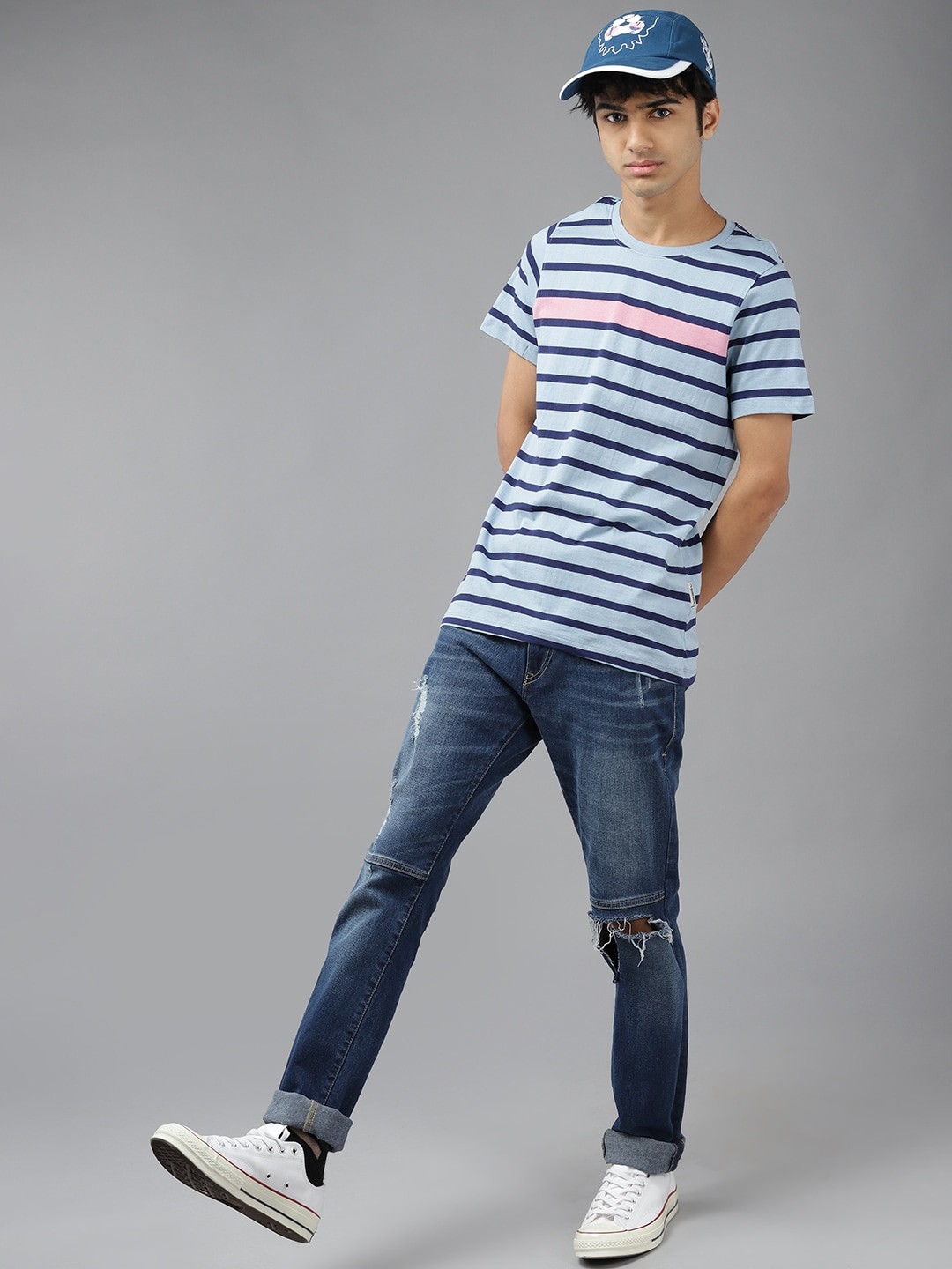 

UTH by Roadster Boys Blue Striped Pure Cotton T-shirt