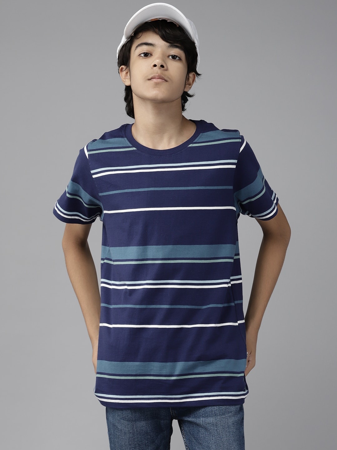 

UTH by Roadster Boys Navy Blue & White Striped Pure Cotton T-shirt