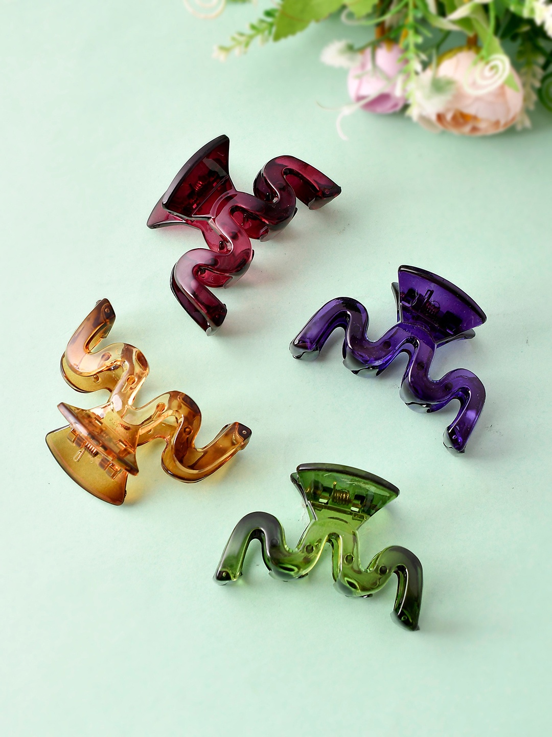 

Silvermerc Designs Women Green & Purple Set of 4 Claw Clip