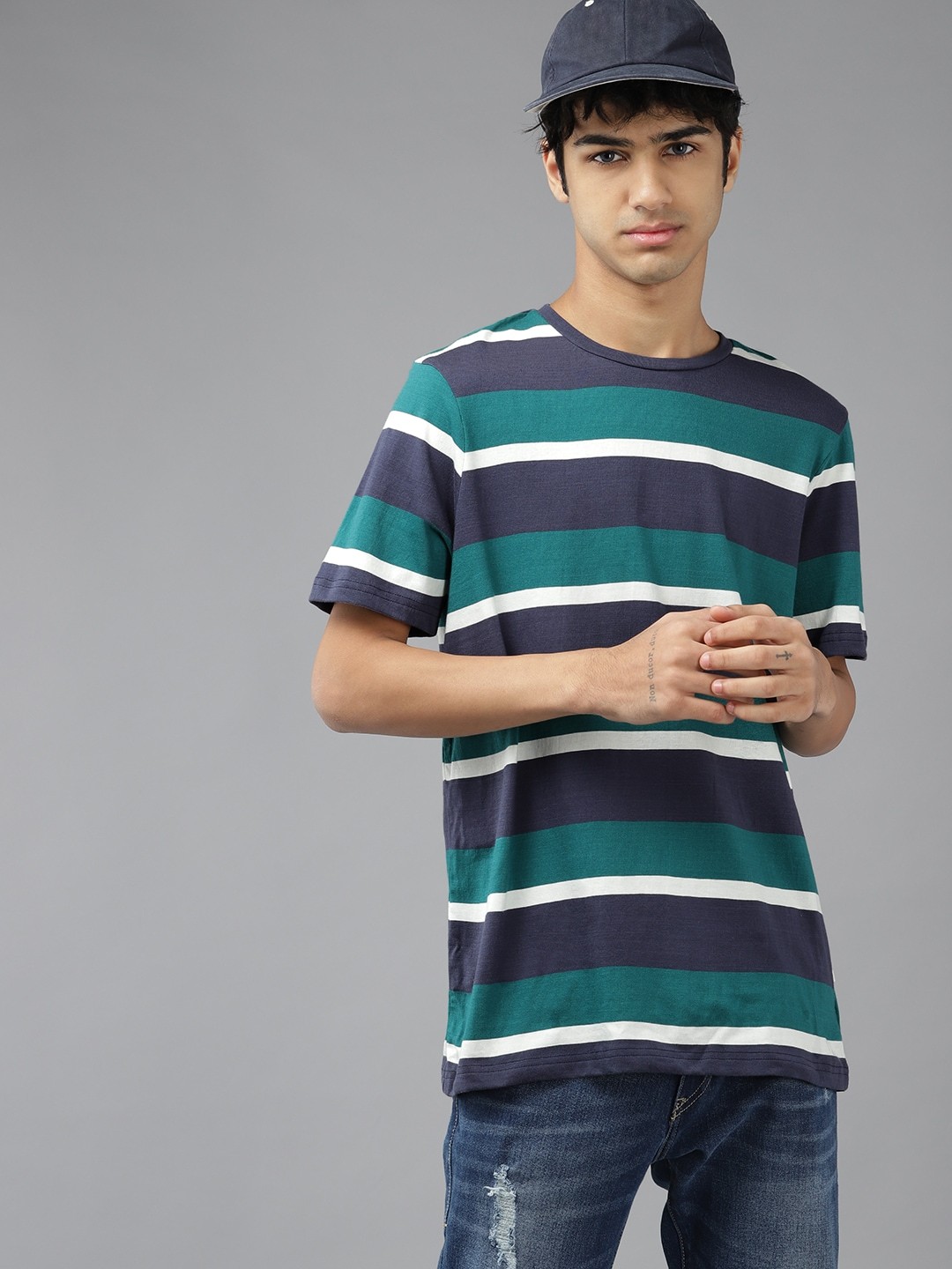 

UTH by Roadster Boys Green & Navy Blue Striped Pure Cotton T-shirt
