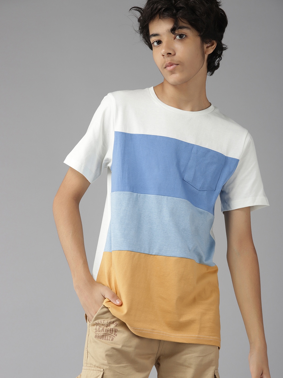 

UTH by Roadster Boys White & Blue Pure Cotton Striped T-shirt