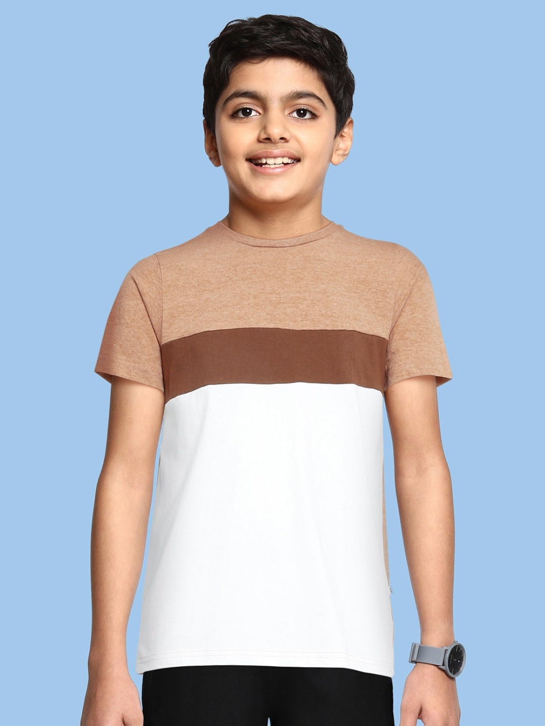 

UTH by Roadster Boys Beige & White Striped Pure Cotton T-shirt