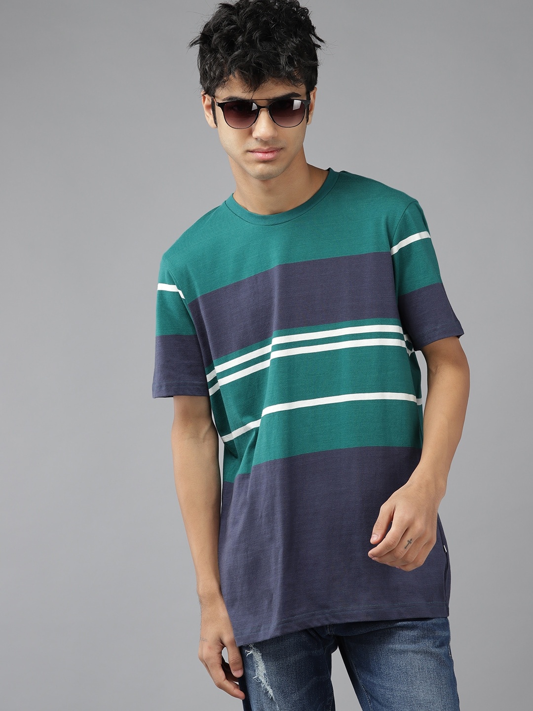 

UTH by Roadster Boys Green & Navy Blue Striped Pure Cotton T-shirt