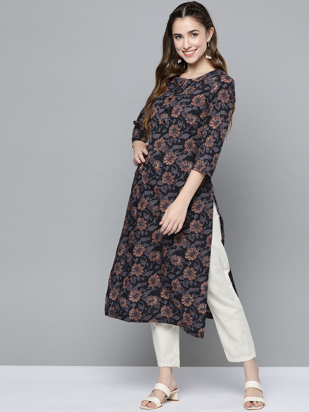 

HERE&NOW Women Black & Purple Pure Cotton Ethnic Motifs Printed Straight Kurta