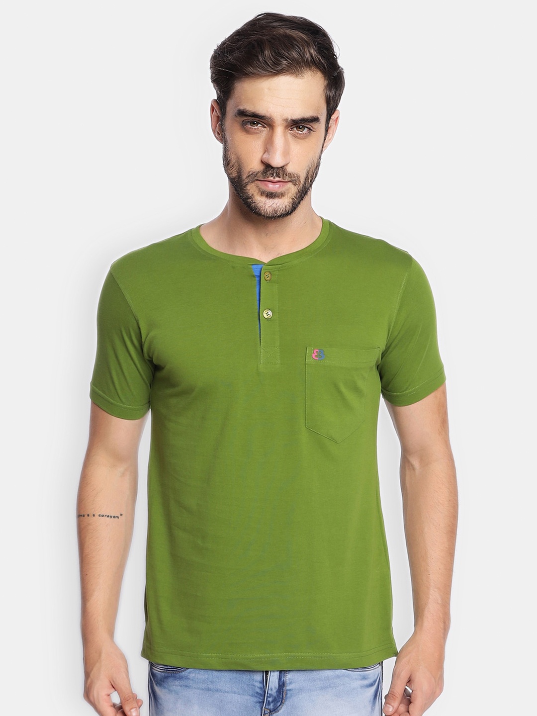 

berry blues Men Solid Henley Neck Cotton T-shirt, Green