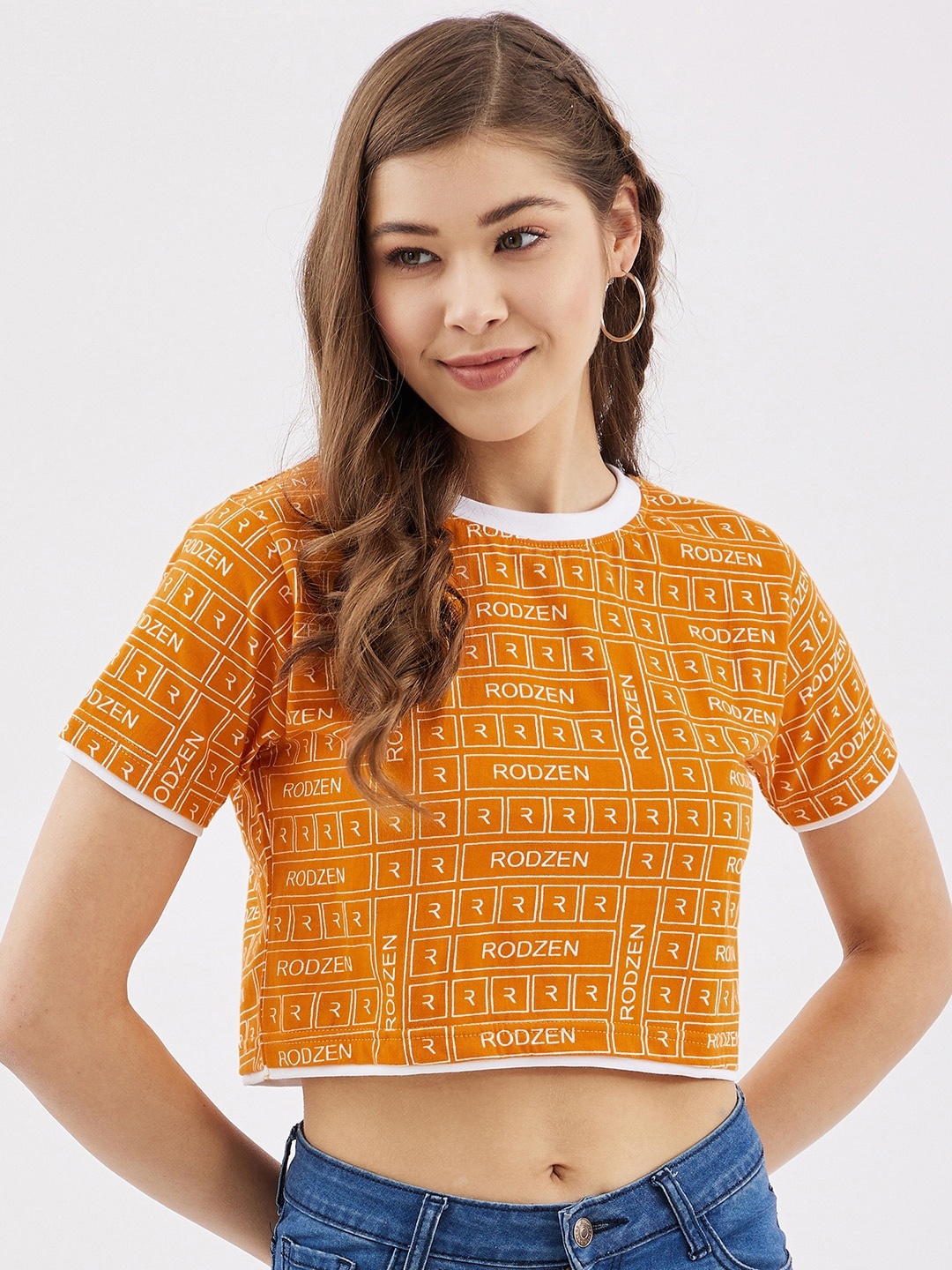 

Rodzen Women Mustard Yellow & White Brand Logo Printed Cotton T-shirt