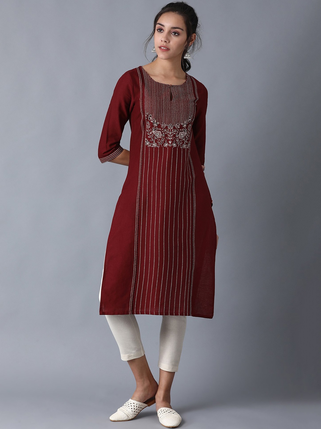 

W Women Maroon Striped Thread Work Straight Kurta