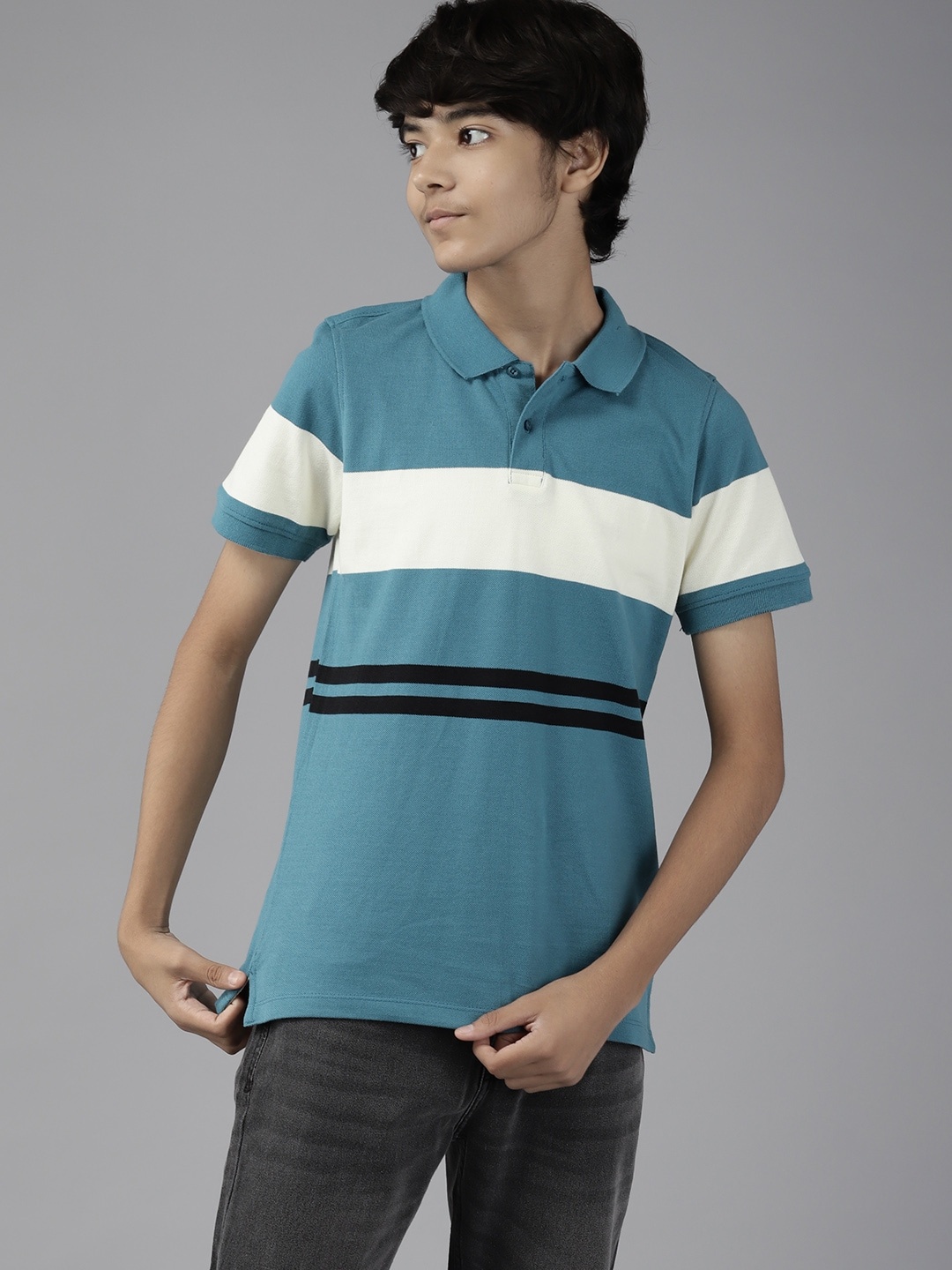 

UTH by Roadster Boys Teal Blue & Off White Striped Polo Collar Cotton T-shirt