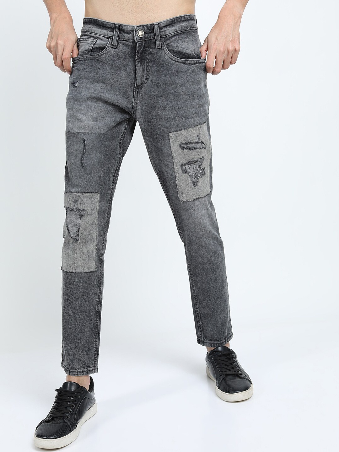 

HIGHLANDER Men Grey Tapered Fit Mildly Distressed Stretchable Jeans