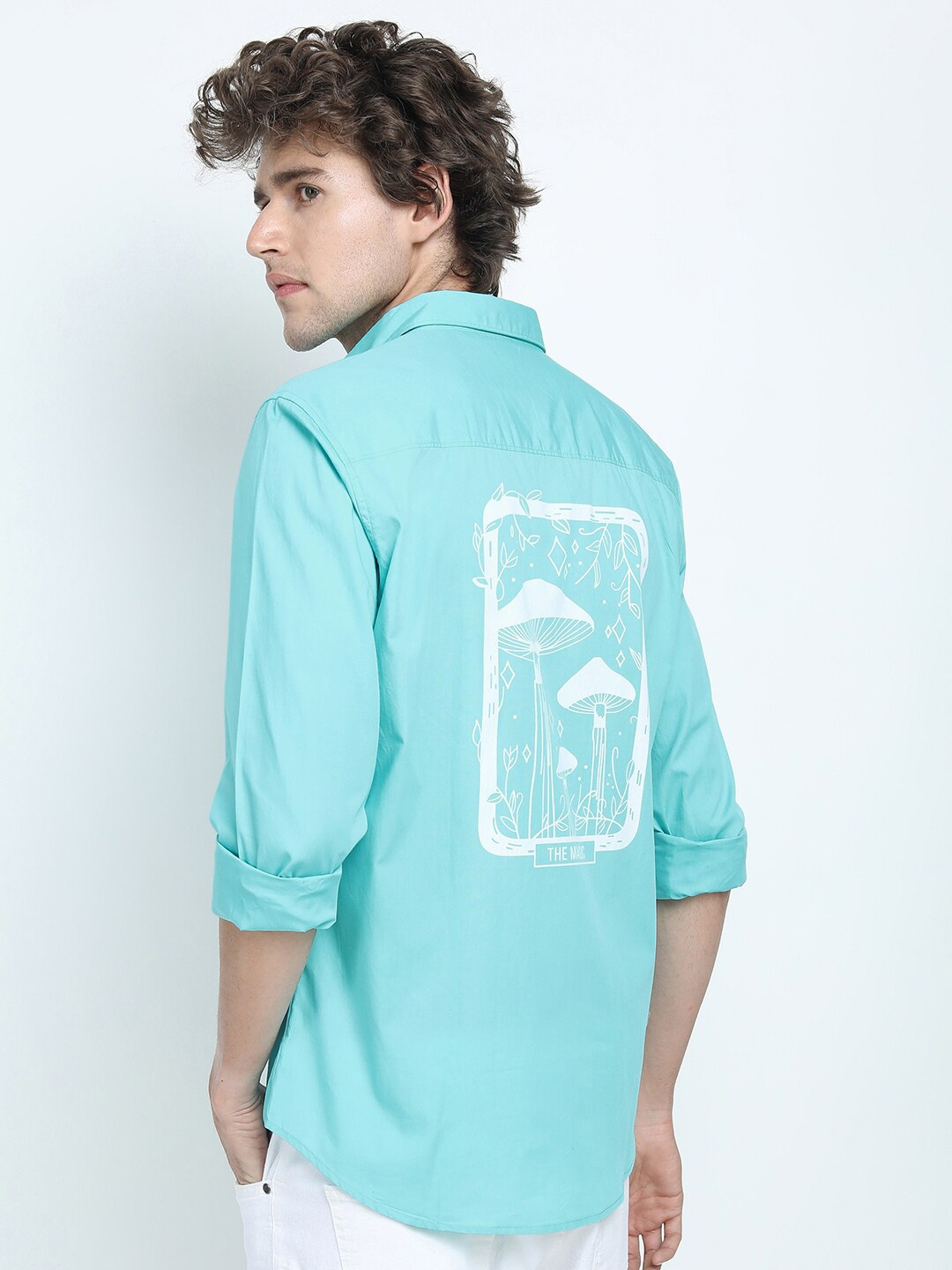 

HIGHLANDER Men Turquoise Blue & White Slim Fit Printed Cotton Casual Shirt