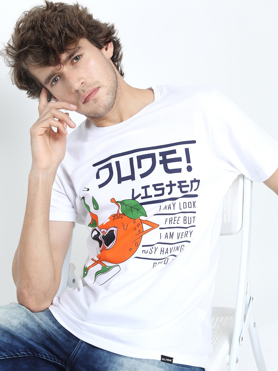 HIGHLANDER Men White & Black Typography Printed Slim Fit Cotton T-shirt