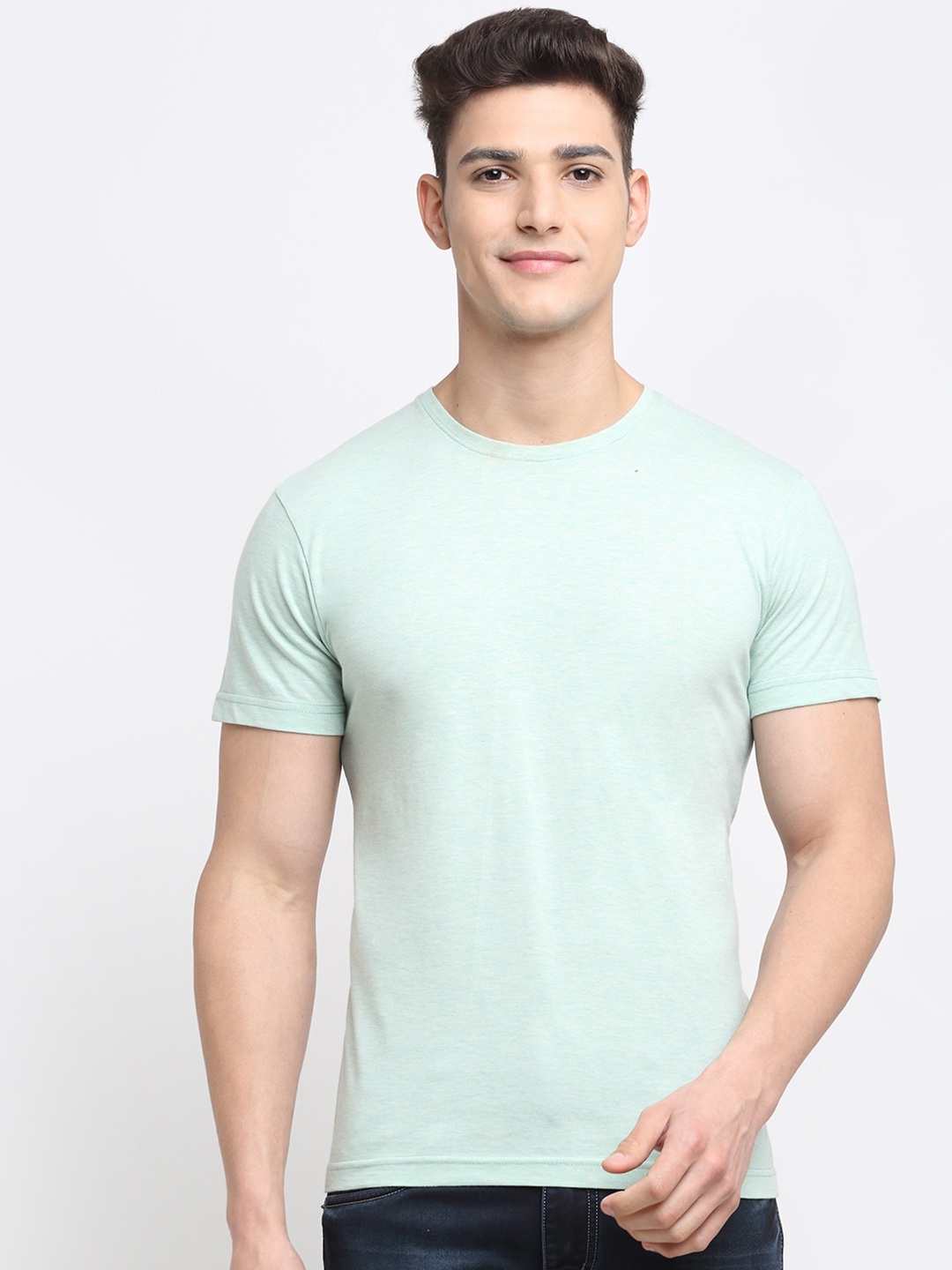 

Friskers Men Sea Green Solid Cotton T-shirt