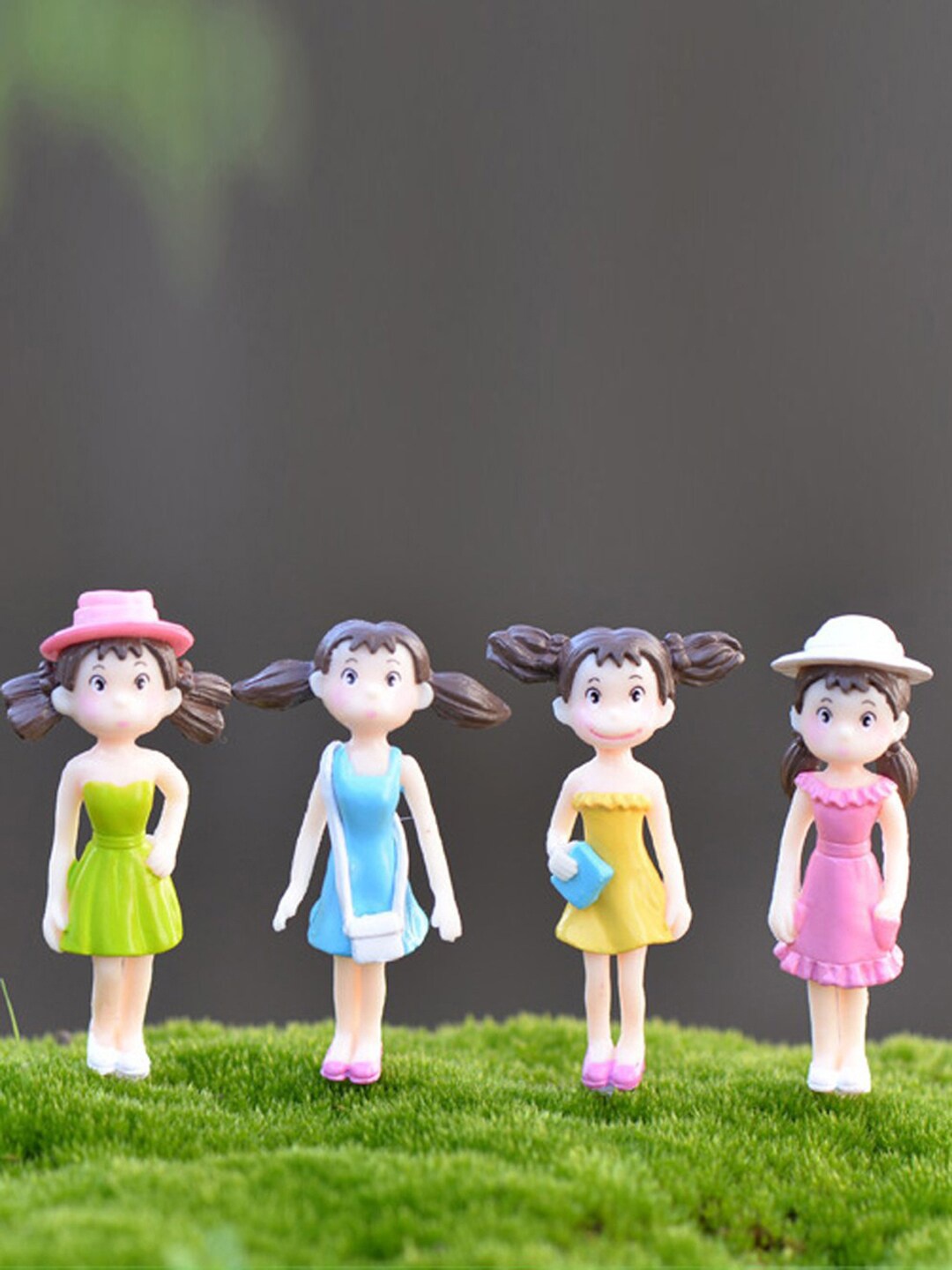 

TAYHAA Set Of 4 Little Dolls Garden Accessories, Green