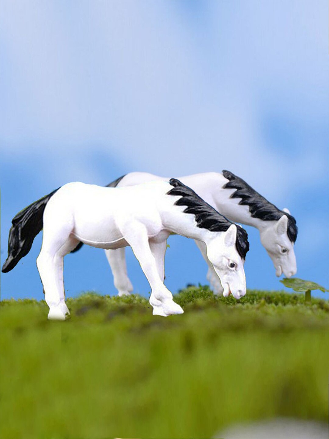 

TAYHAA Set of 10 White Toy Horse Garden Accessories