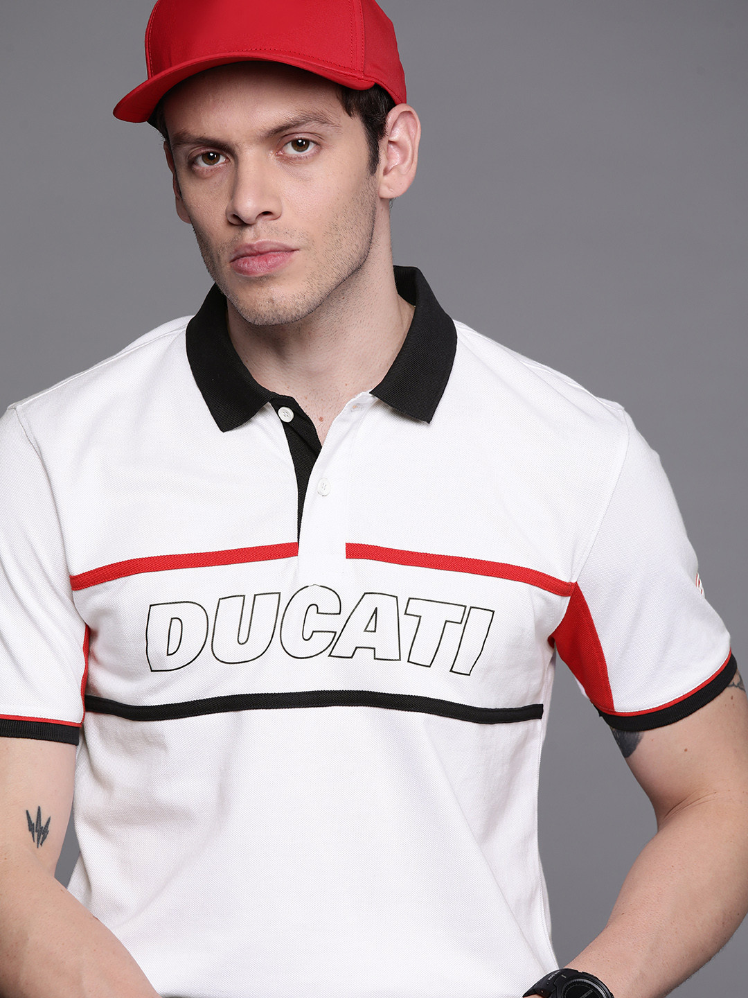 

Ducati Men White & Black Pure Cotton Brand Logo Polo Collar T-shirt