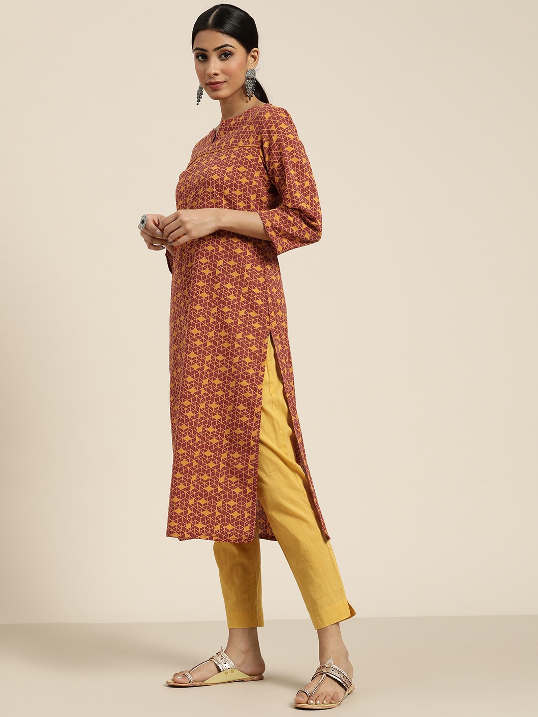 

Moda Rapido Women Maroon & Mustard Yellow Geometric Printed Pure Cotton Kurta