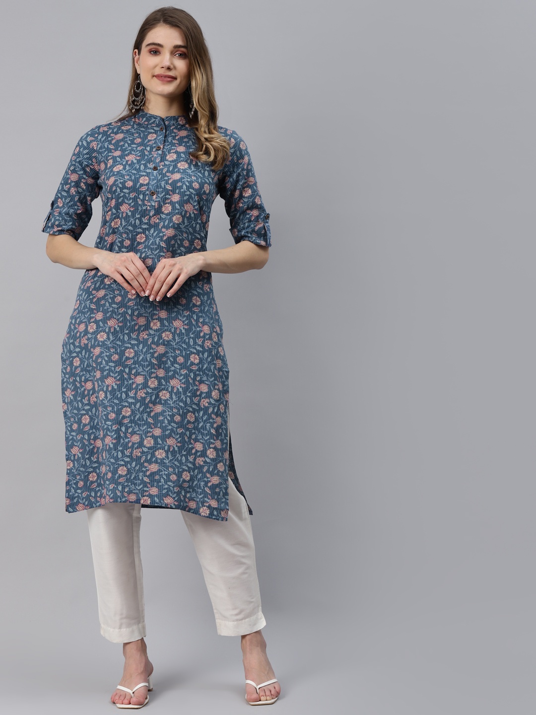 

Divena Women Blue Floral Printed Pure Cotton Kurta