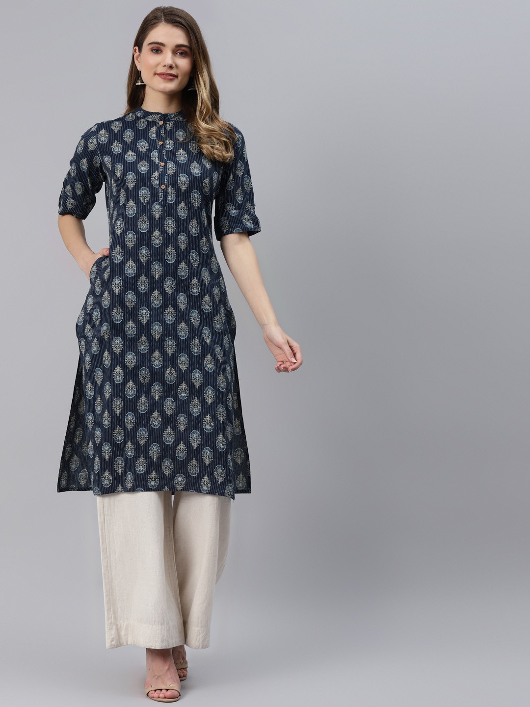 

Divena Women Navy Blue Floral Printed Pure Cotton Kurta