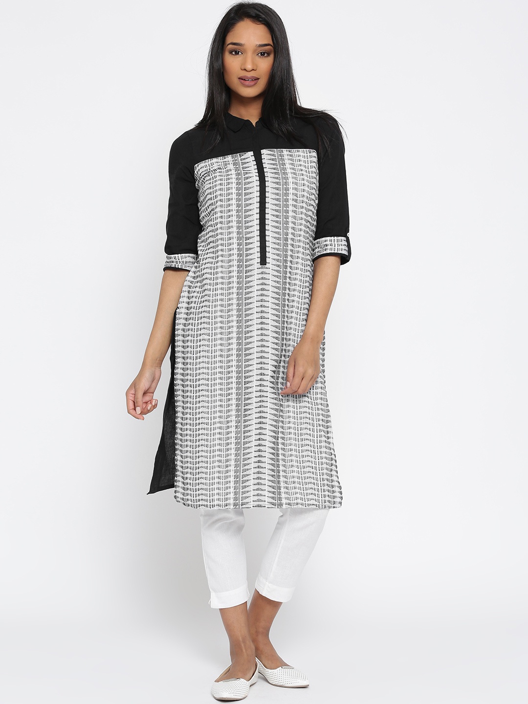 

AURELIA Women White & Black Woven Design Straight Kurta