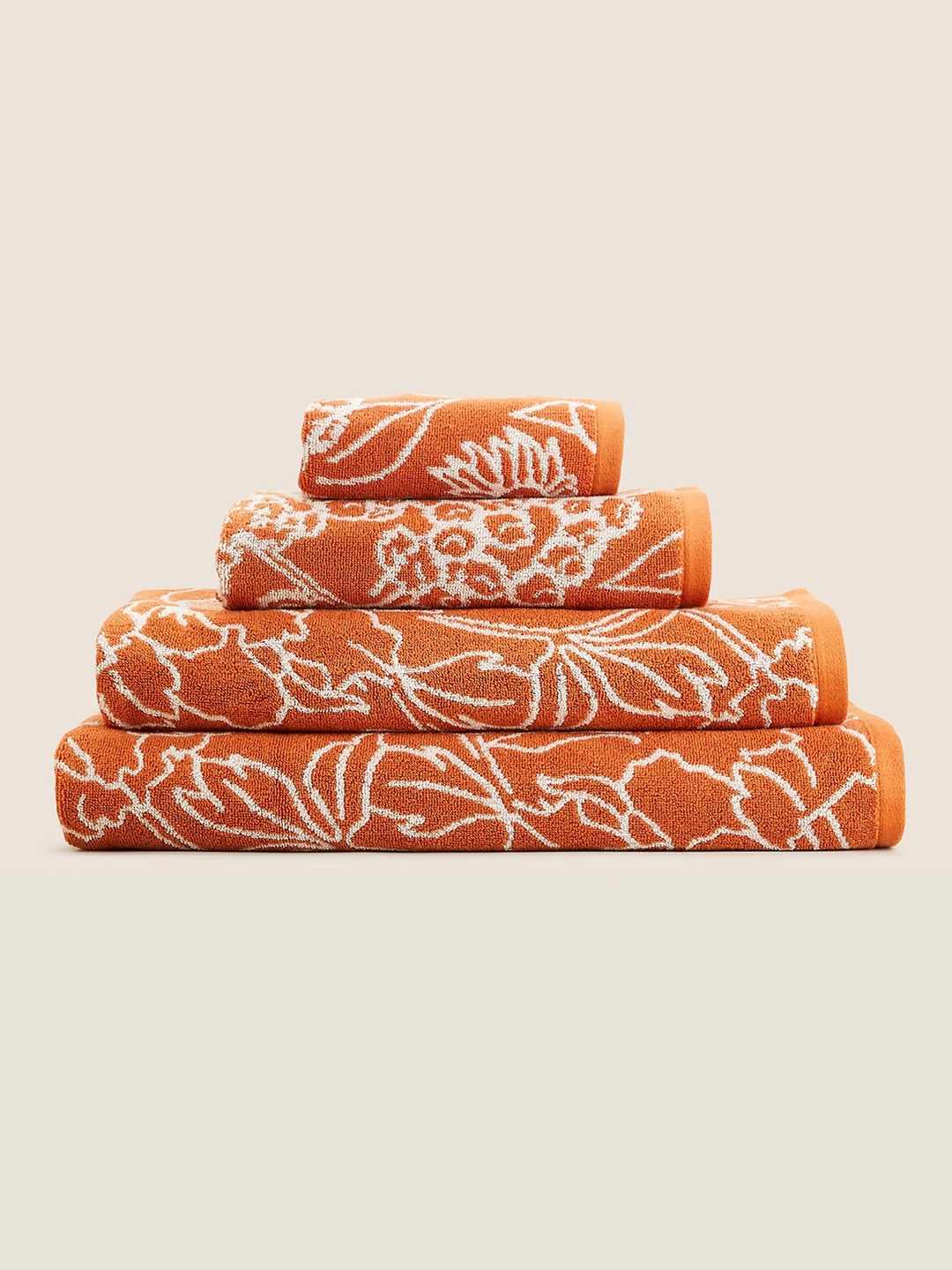 

Marks & Spencer Orange Patterned 550GSM Pure Cotton Bath Towel