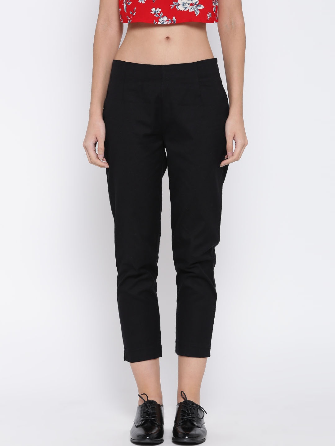 

AURELIA Women Black Solid Cropped Casual Trousers