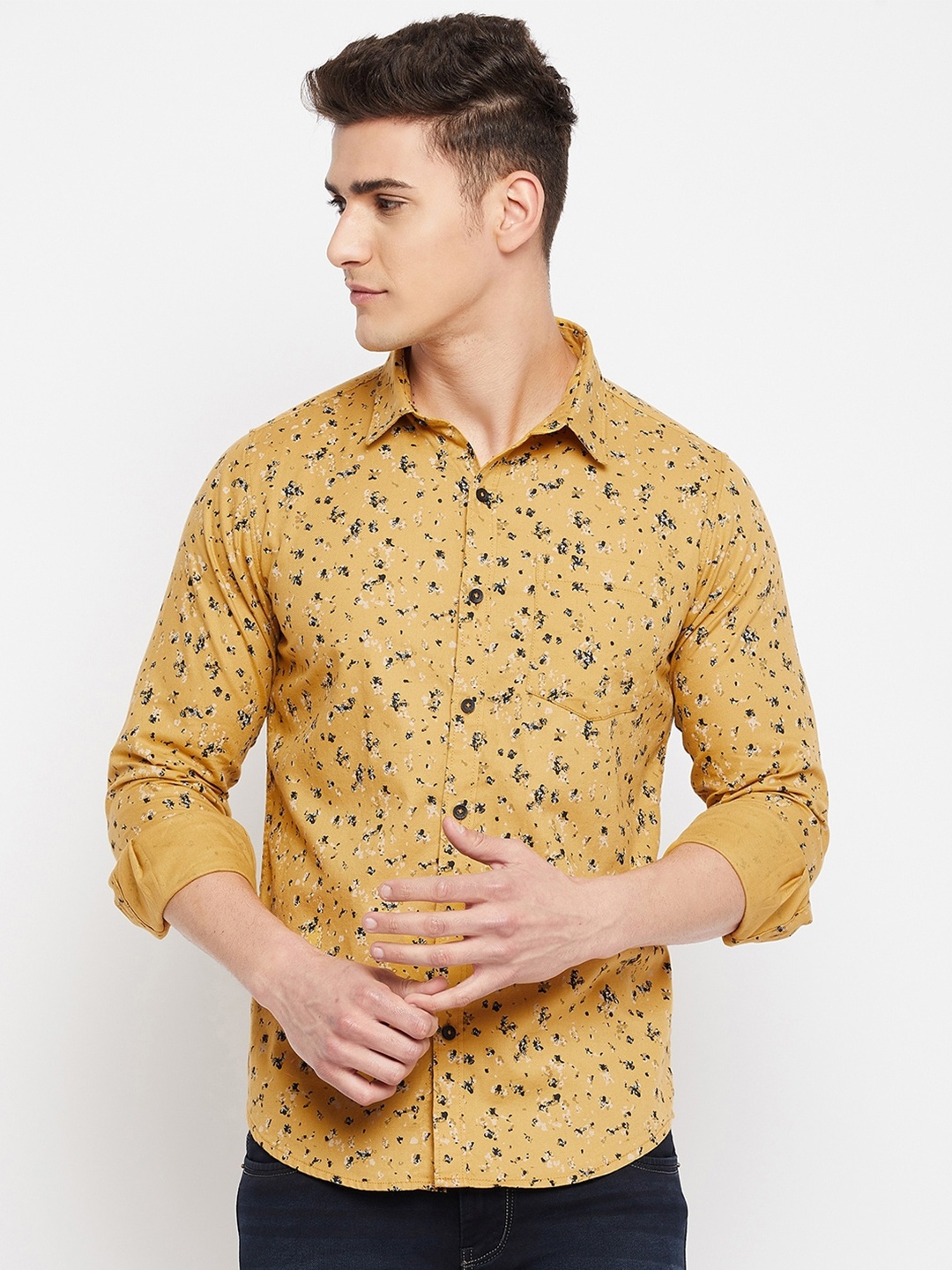 

Duke Men Yellow Slim Fit Printed Casual Cotton Shirt
