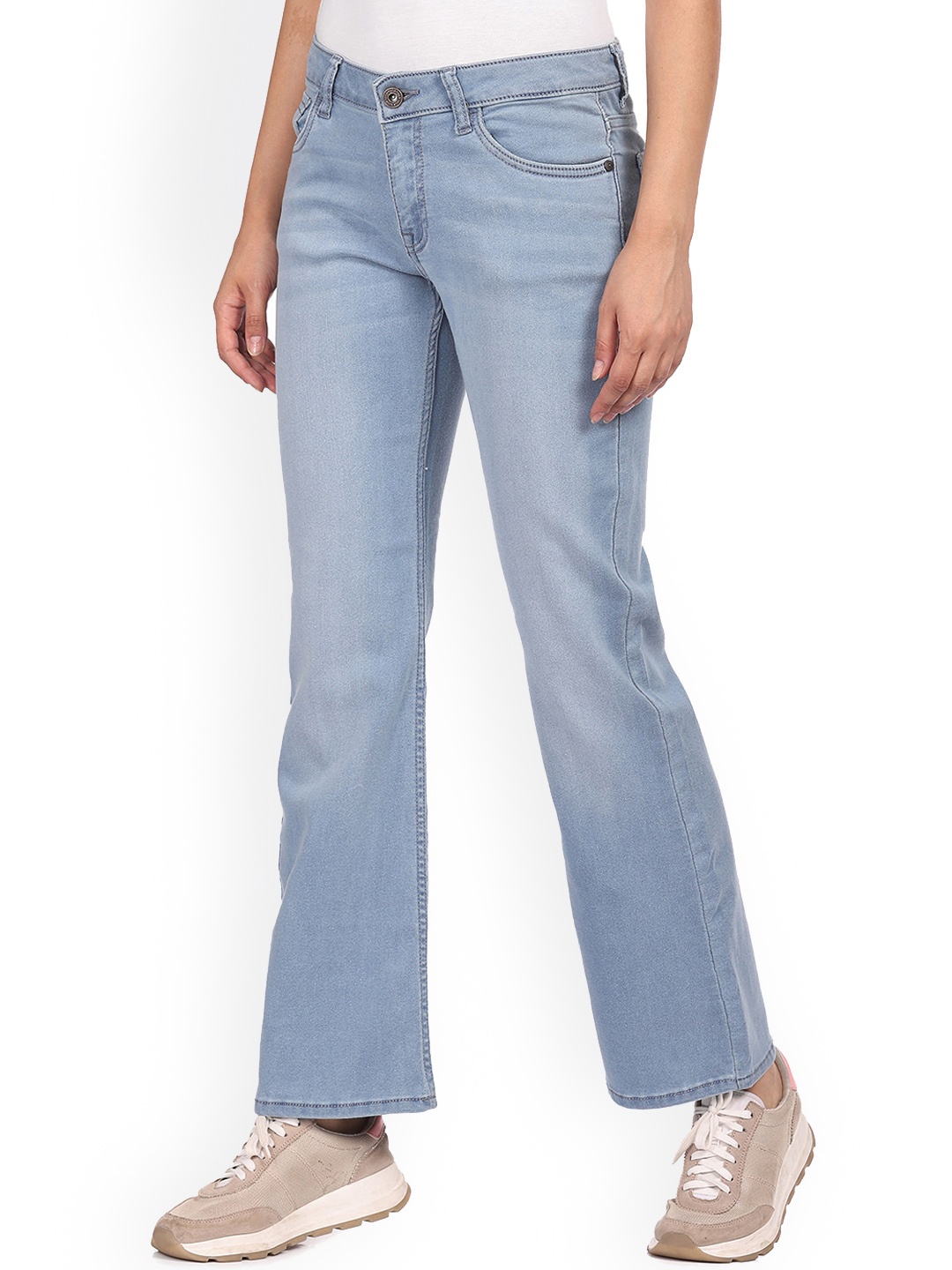 

Sugr Women Blue Wide Leg Light Fade Jeans