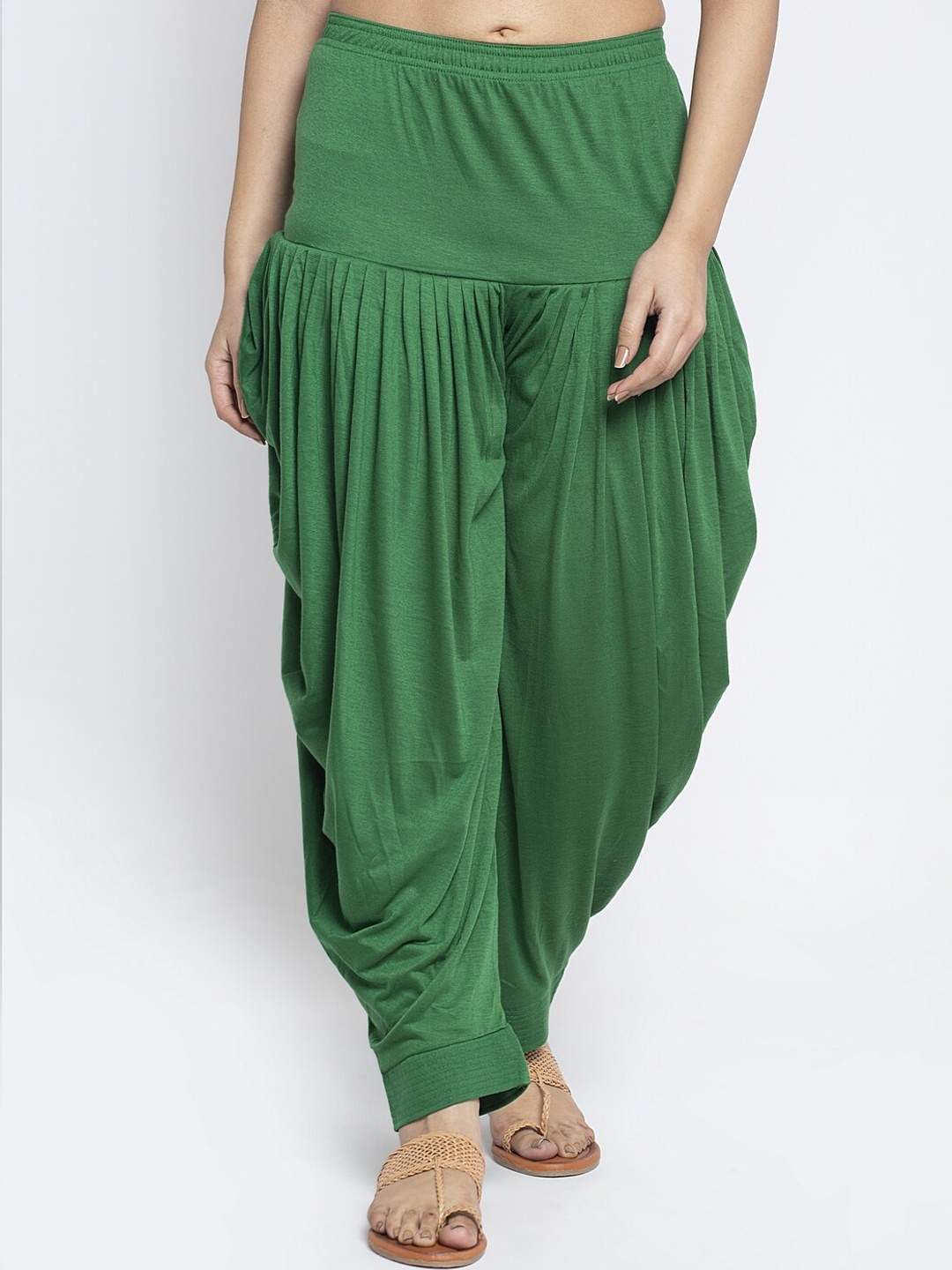 

GRACIT Women Green Solid Patiala Salwar