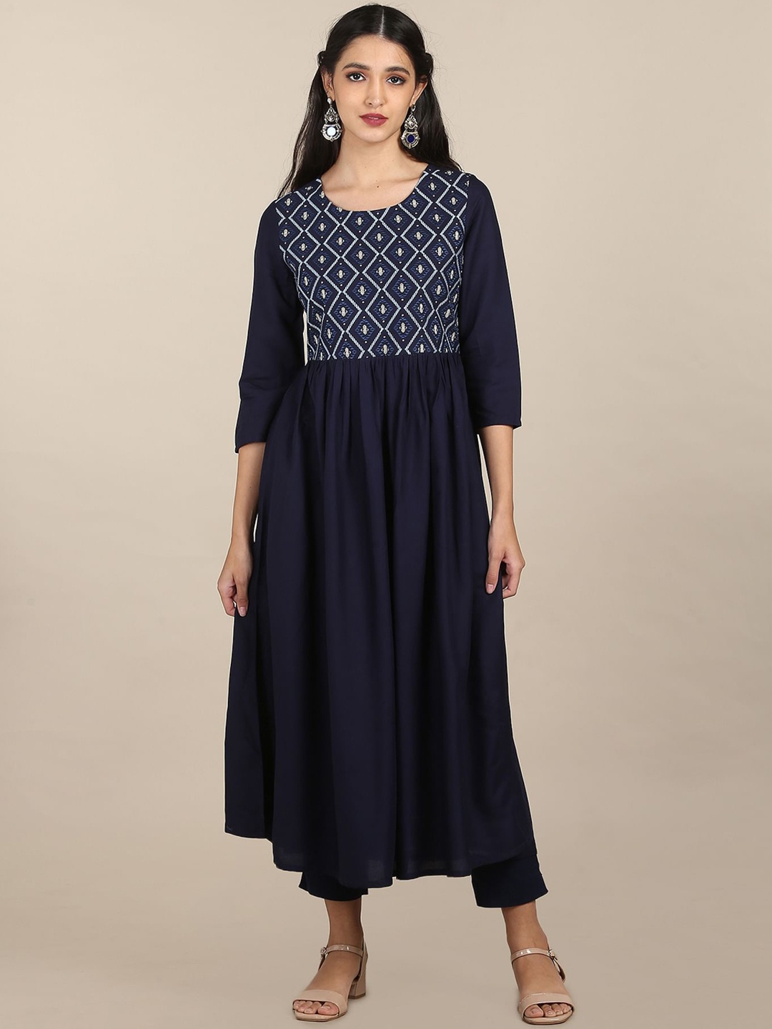 

Karigari Women Navy Blue Geometric Embroidered Thread Work Kurta