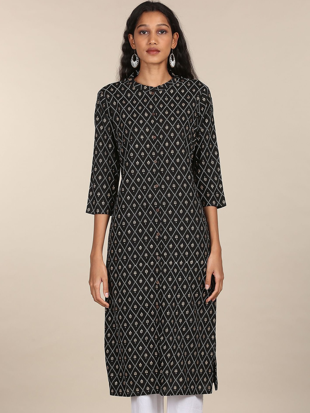 

Karigari Women Black Ethnic Motifs Printed Kurta