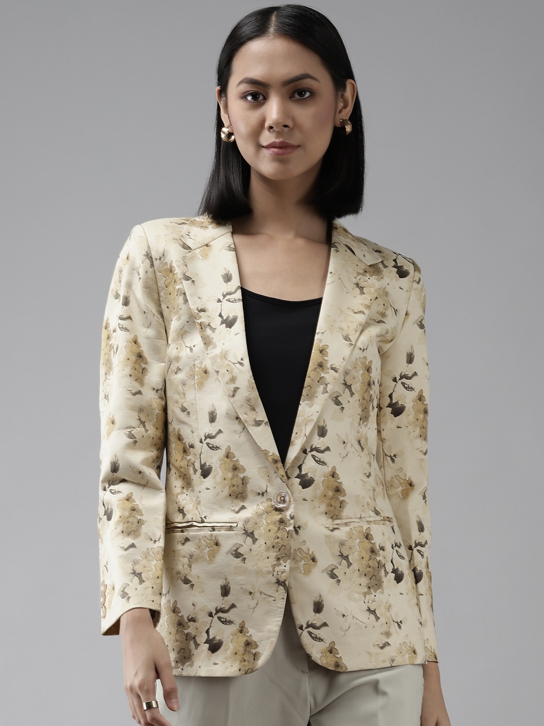 

Shaftesbury London Women Cream-Coloured Printed Single-Breasted Formal Blazer