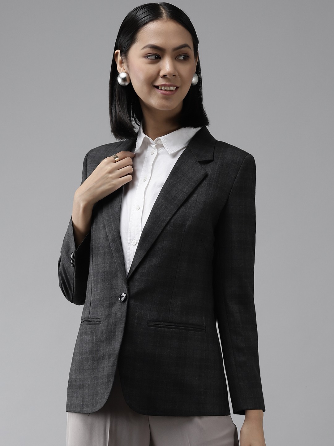 

Shaftesbury London Women Black Checked Single-Breasted Formal Blazer