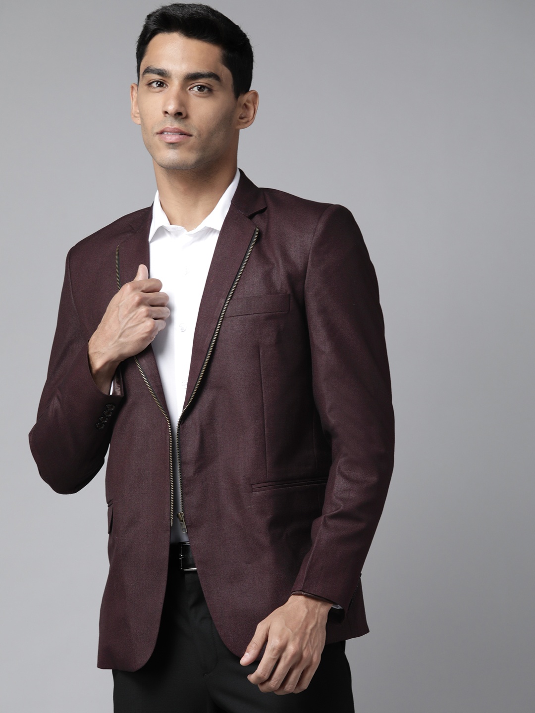 

Shaftesbury London Men Burgundy Slim Fit Solid Formal Blazer