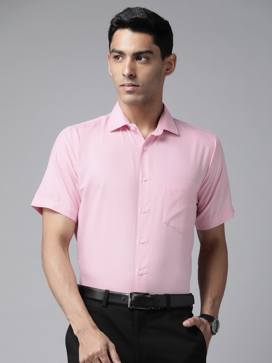 

Shaftesbury London Men Pink Smart Slim Fit Semiformal Shirt