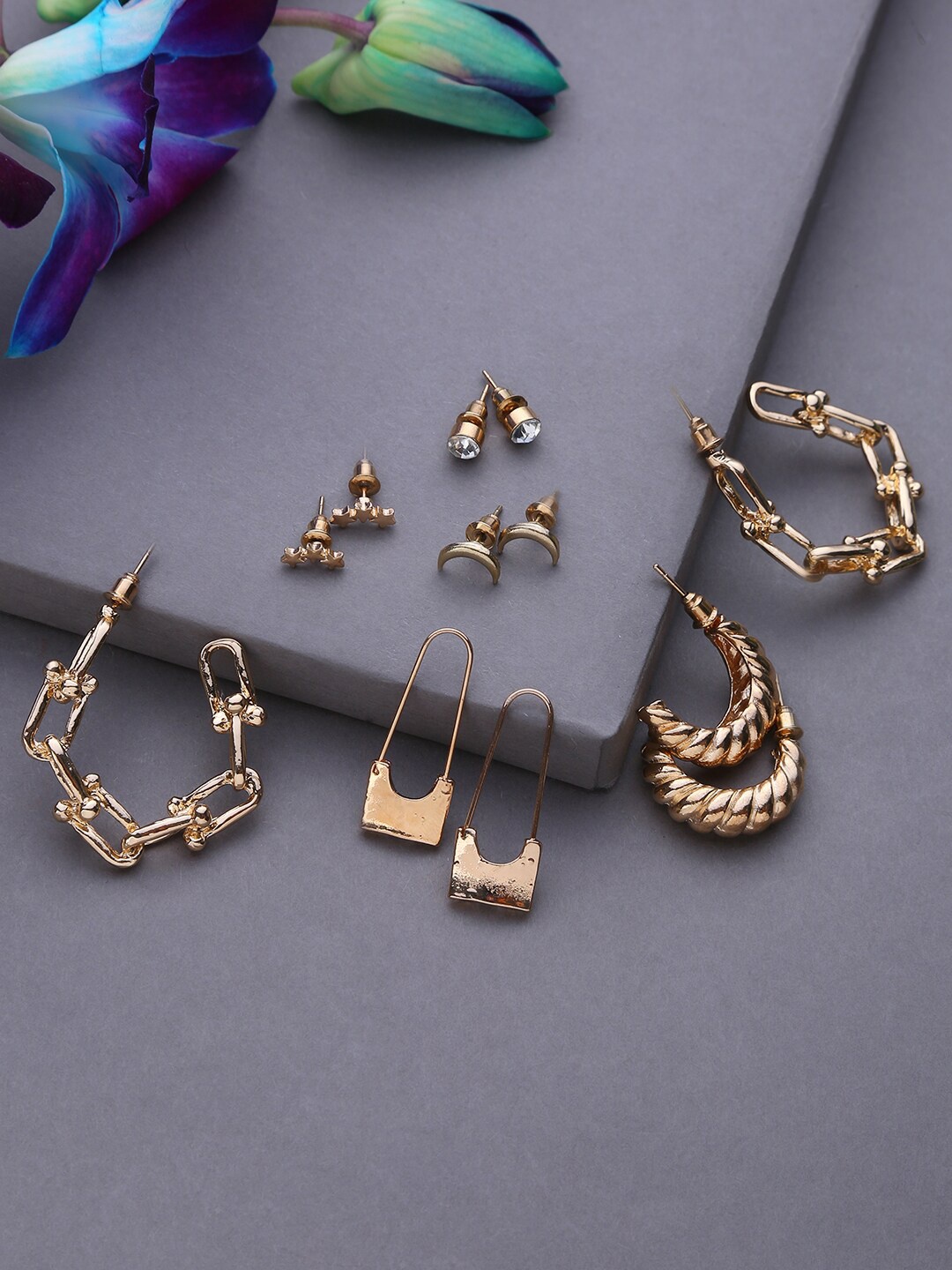

SOHI Set of 6 Gold-Toned Contemporary Studs Earrings